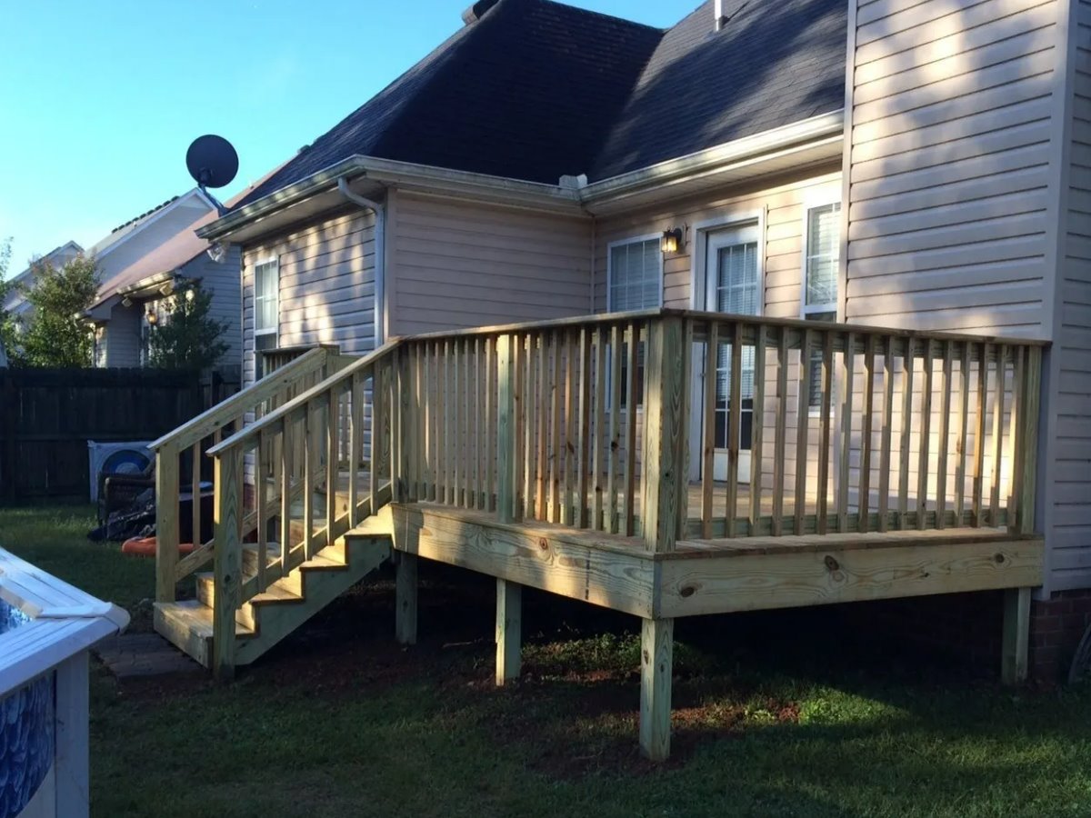 Middle TN wood deck and railing company